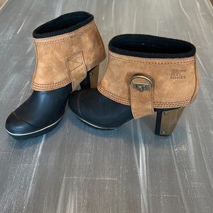 Sorel boots size 8